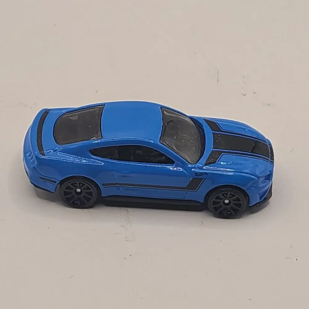 Hot Wheels 2018 Ford Mustang GT Sports Car  Blue ‘18 Diecast 1:64 Toy Mattel